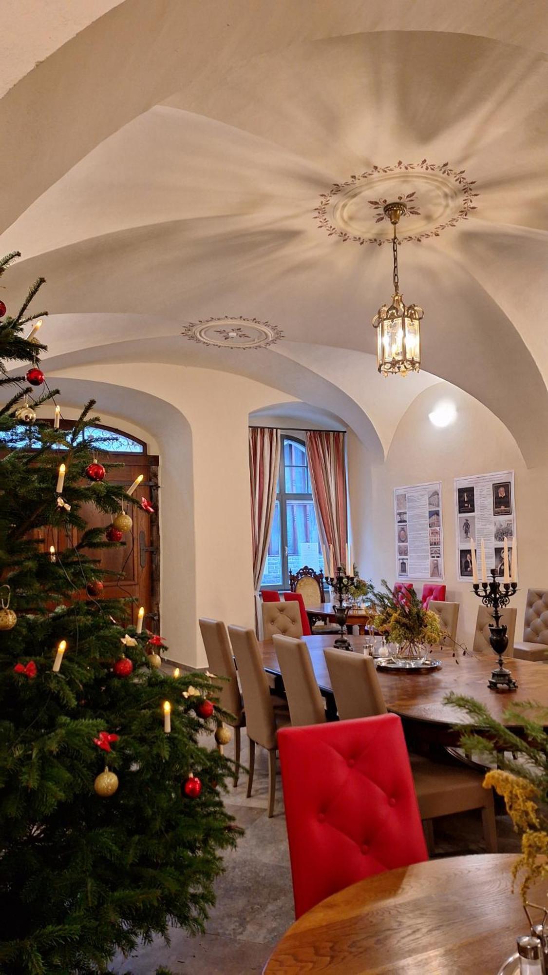 Stadtpalais Familien-Suite 4 Zimmer Mit Galerie Maximal 6 Personen 바우트젠 외부 사진