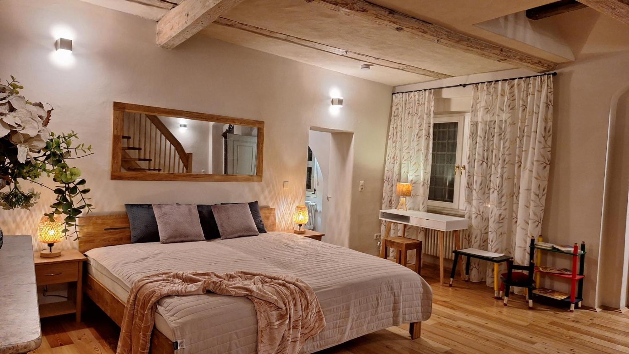 Stadtpalais Familien-Suite 4 Zimmer Mit Galerie Maximal 6 Personen 바우트젠 외부 사진