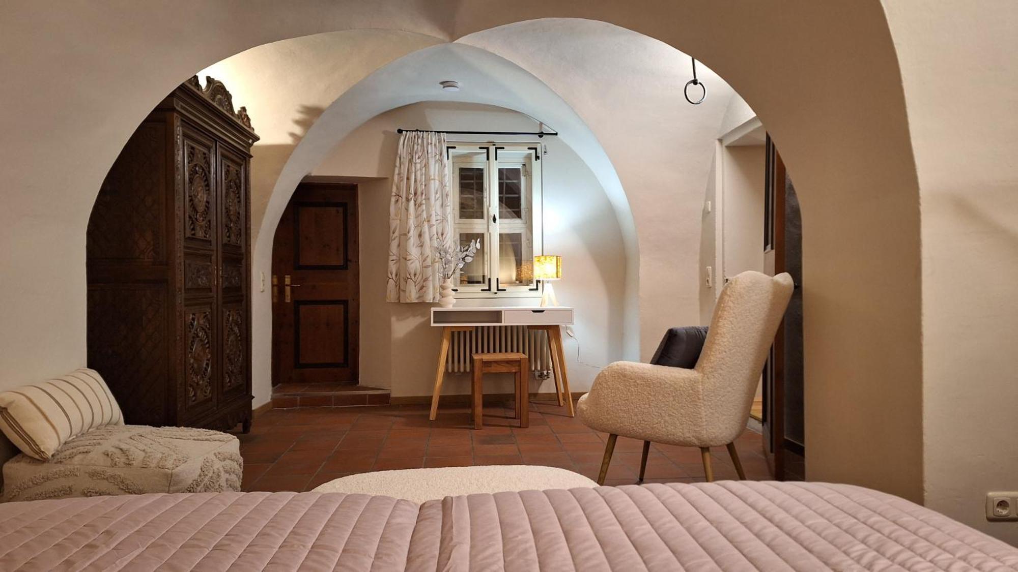 Stadtpalais Familien-Suite 4 Zimmer Mit Galerie Maximal 6 Personen 바우트젠 외부 사진