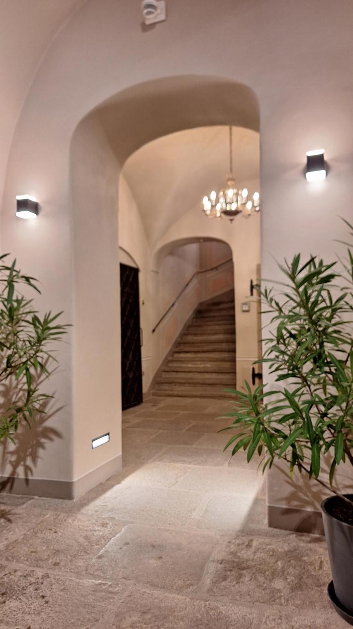 Stadtpalais Familien-Suite 4 Zimmer Mit Galerie Maximal 6 Personen 바우트젠 외부 사진